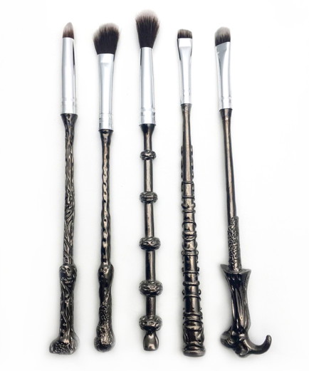 Wizrd Wands od Storybook Cosmetics