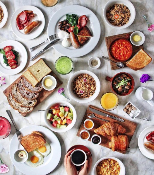 @taramilktea Instagram