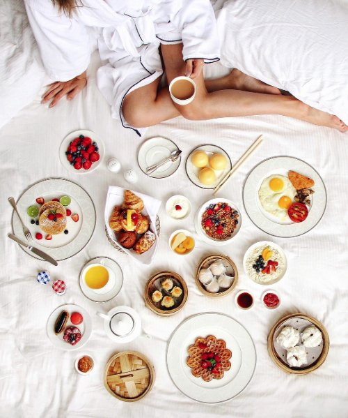@taramilktea Instagram