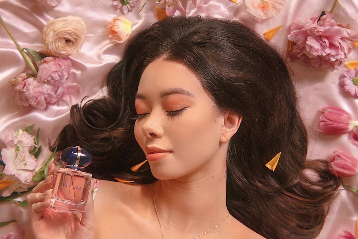 Najpiękniejsze perfumy wiosna-lato 2022 – jak zapach wybrać? Poznaj TOP 10!