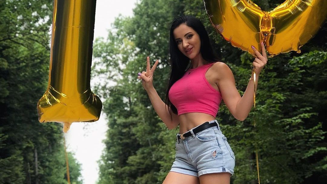 kim-jest-anna-wozniak-z-love-island-52-75766d0