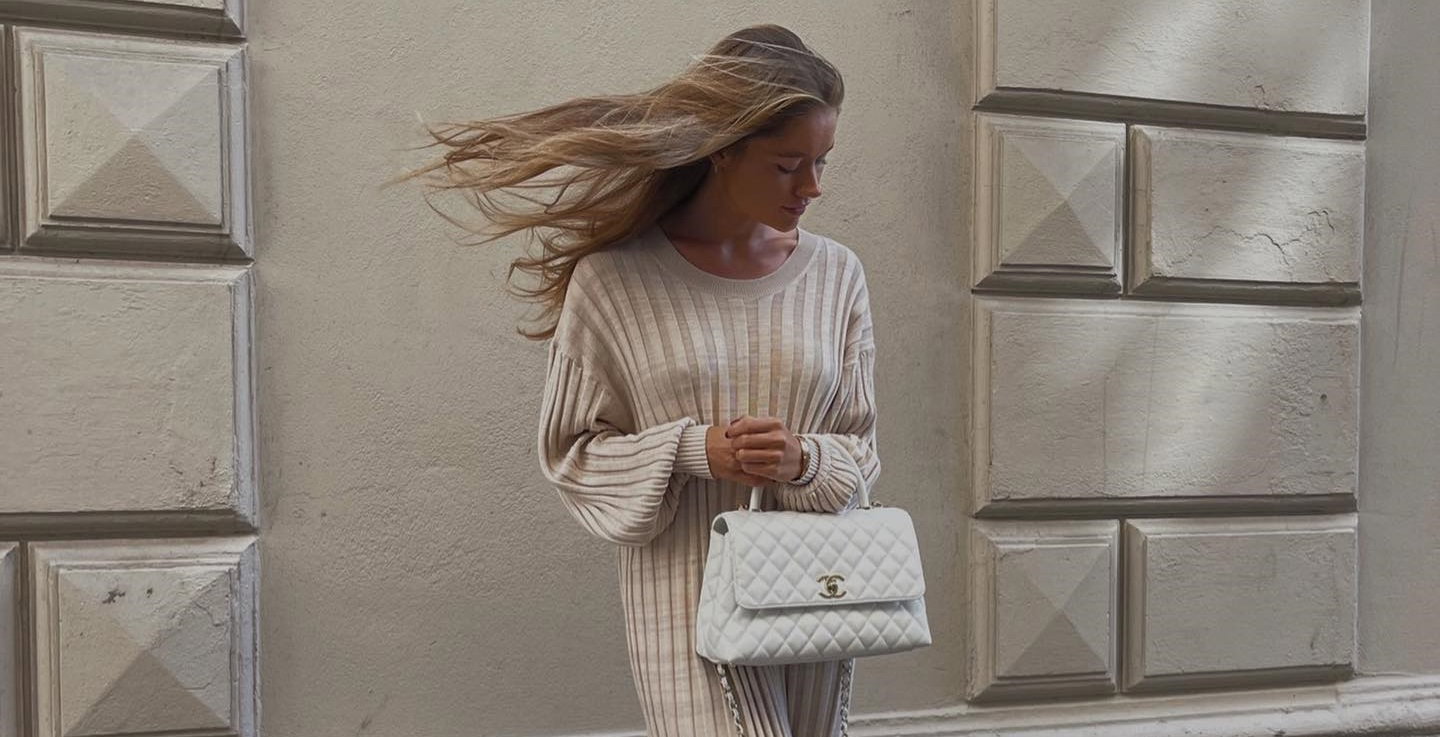 7 stylizacji, które są w opozycji do trendów i zachwycają w każdym sezonie. Nie musisz mieć modnych rzeczy, żeby rewelacyjnie wyglądać!