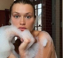 Mycie twarzy w ten sposób to gwarancja pięknej i gładkiej cery. I jest lepsze niż poranna kawa!