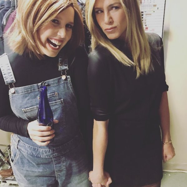 Vanessa Bayer i Jennifer Aniston