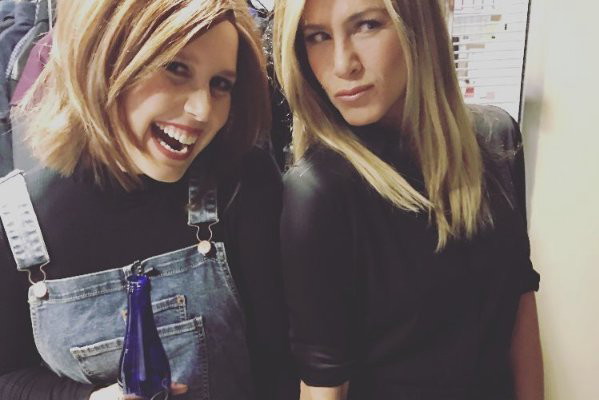 Vanessa Bayer i Jennifer Aniston
