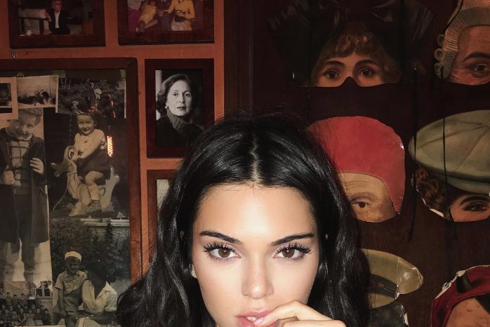 oto nowy sposób na selfie: Kendall Jenner