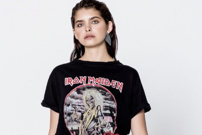 Wyprzedaże w PULL&BEAR: Plisowana metalizowana minispódniczka