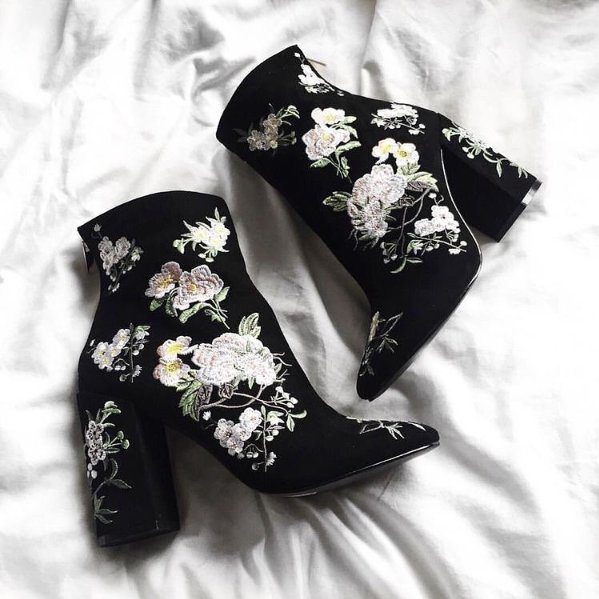 @atena_charmdeparis Instagram