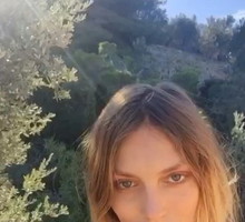 @anja_rubik Instagram