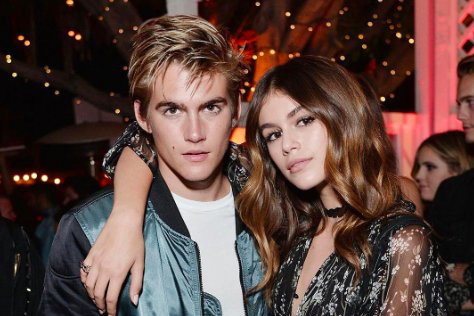 Kaia i Presley Gerber - dzieci Cindy Crawford zaczynają karierę w modelingu