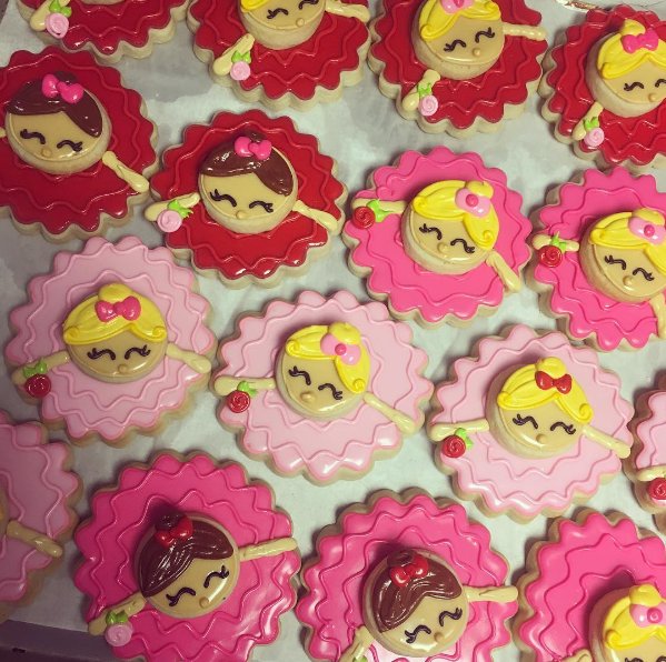 @thehayleycakes Instagram