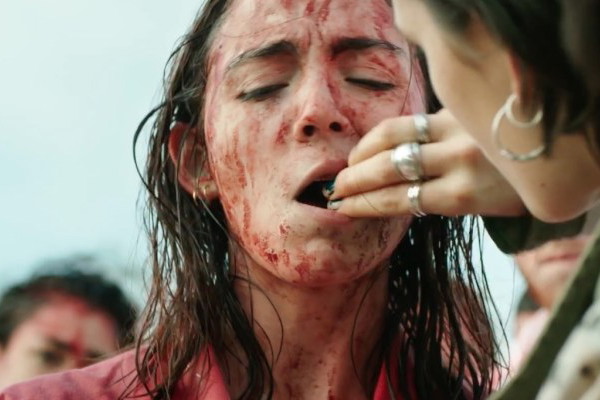 "Raw" - horror, na którym ludzie mdleją z obrzydzenia!