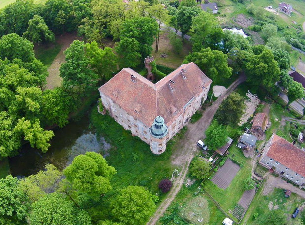 Zamek Broniszów