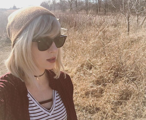 Dziewczyna, która wygląda jak Taylor Swift