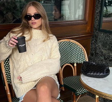 5 swetrów z golfem na jesień, które będziesz nosić non stop. Otulające modele sprawią, że nie zmarzniesz