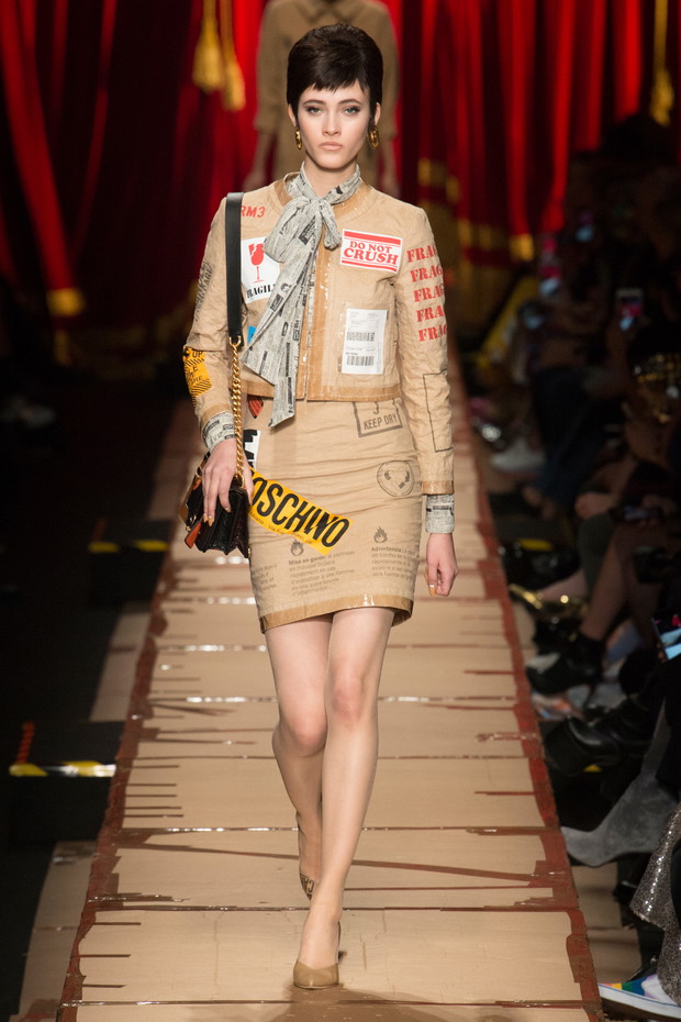 Moschino jesień-zima 2017/2018