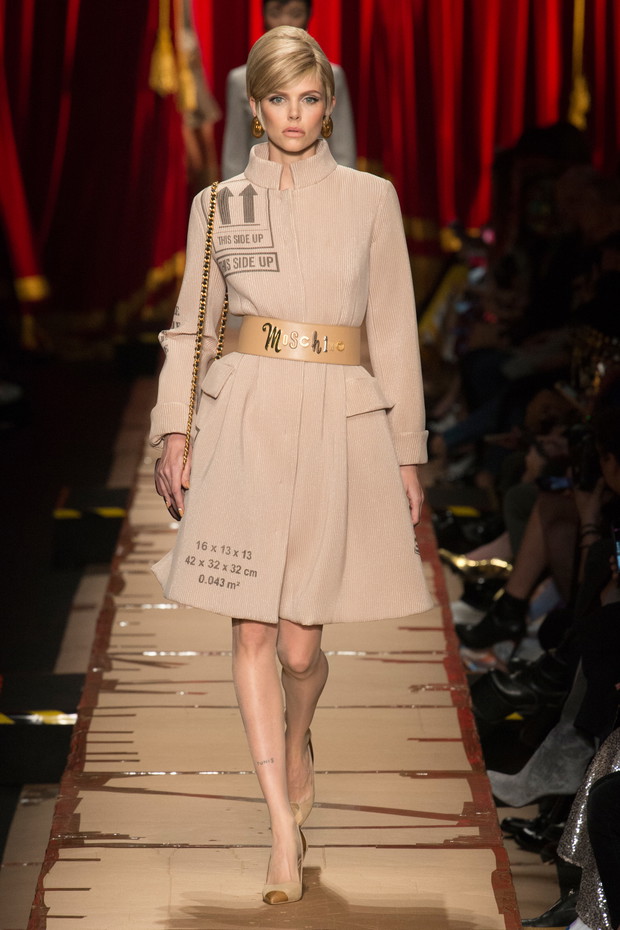 Moschino jesień-zima 2017/2018