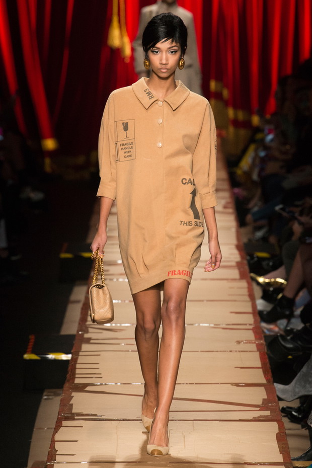 Moschino jesień-zima 2017/2018