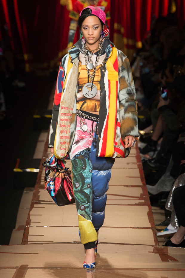 Moschino jesień-zima 2017/2018