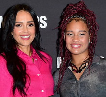 Sara James i Jessica Alba na konferencji kobiet sukcesu w Kalifornii