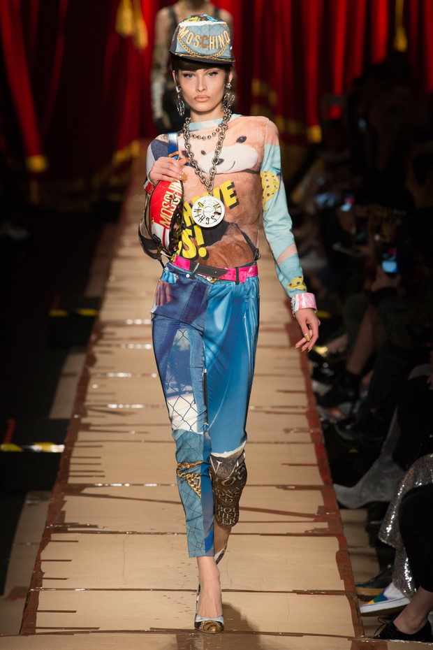 Moschino jesień-zima 2017/2018