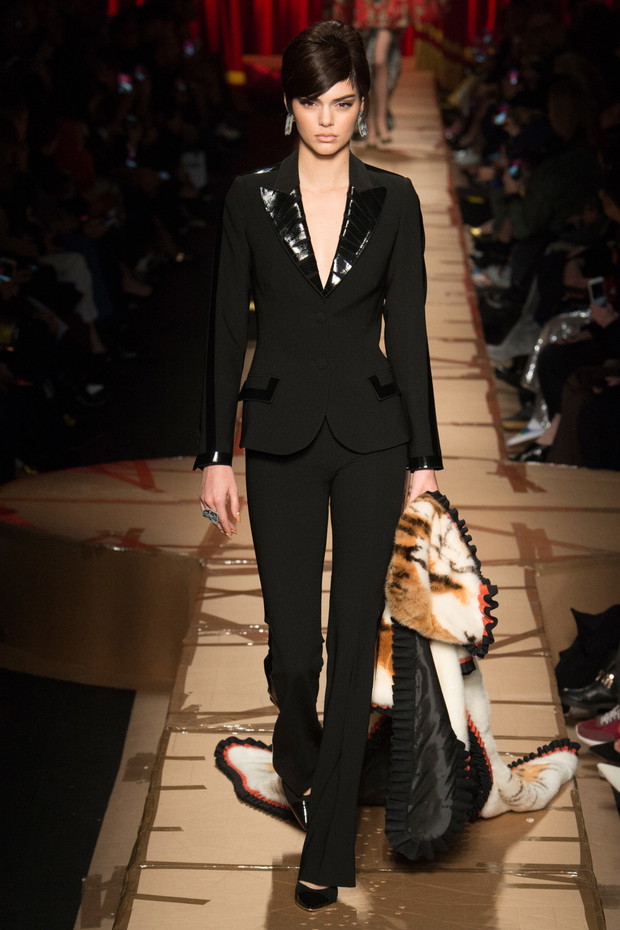 Moschino jesień-zima 2017/2018