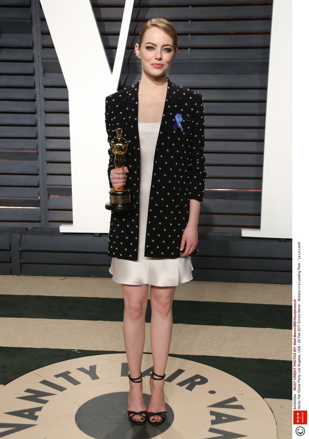 Oscary 2017, impreza Vanity Fair: Emma Stone w sukience Givenchy