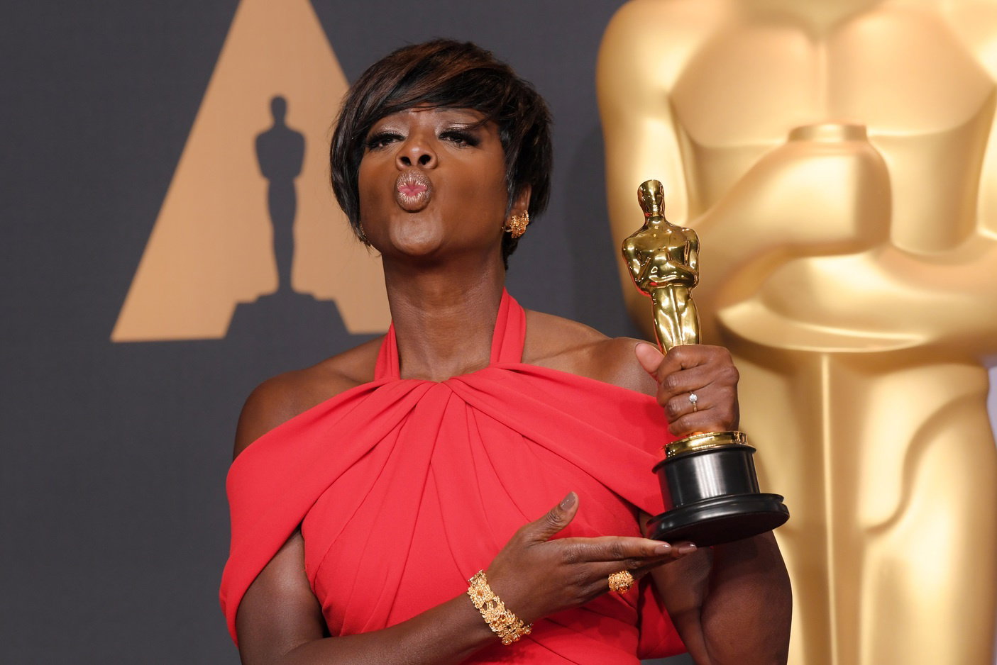 Viola Davis: zdobywczyni Oscara nagrodzona tytułem "Artist Of The Year"