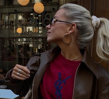 Działanie tego kosmetyku opisuje komentarz: „moje włosy nigdy nie wyglądały lepiej”. Jak wybrać dobre serum do włosów?