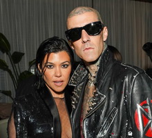 kourtney-kardashian-i-travis-barker5-aef4362