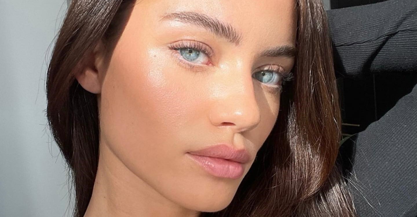 Baby botox zamiast klasycznych ostrzyków z botoksu. 5 kosmetyków, które prasują zmarszczki jak mini tox