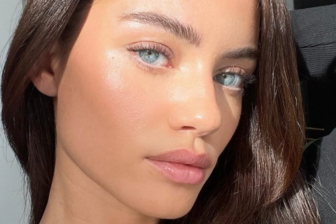 Baby botox zamiast klasycznych ostrzyków z botoksu. 5 kosmetyków, które prasują zmarszczki jak mini tox