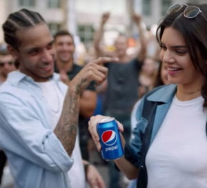 Kendall Jenner w kampanii Pepsi