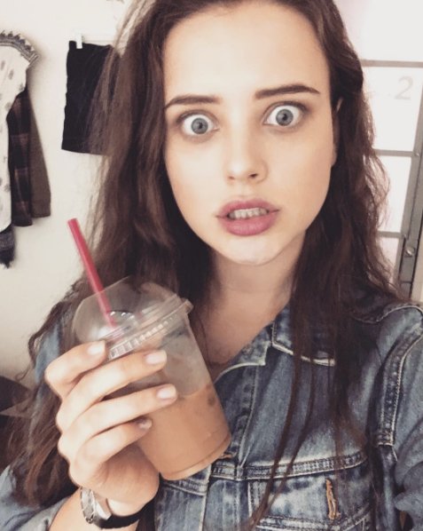 Kim jest Katherine Langford, gwiazda serialu "Trzynaście powodów"?
