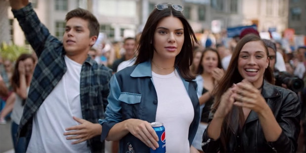 Kendall Jenner w kampanii Pepsi