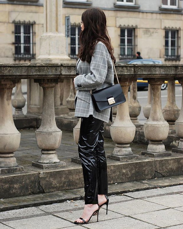 Laura Matuszczyk w oversize'owej marynarce Zara