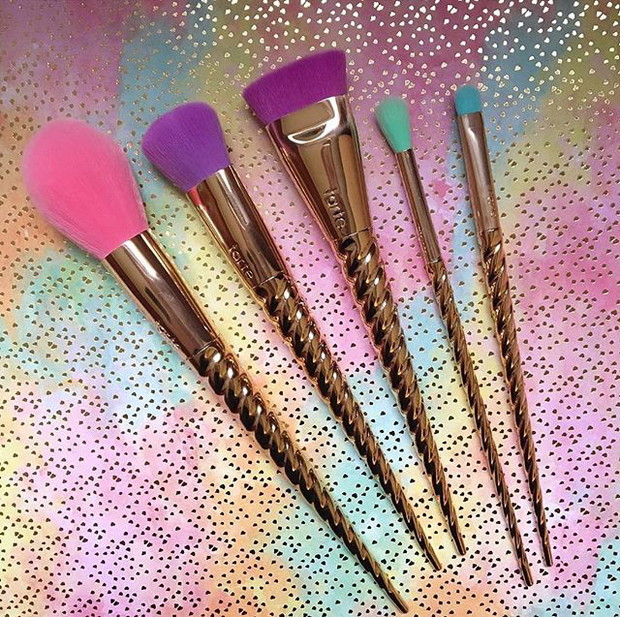 Pędzle jednorożce Tarte Cosmetics