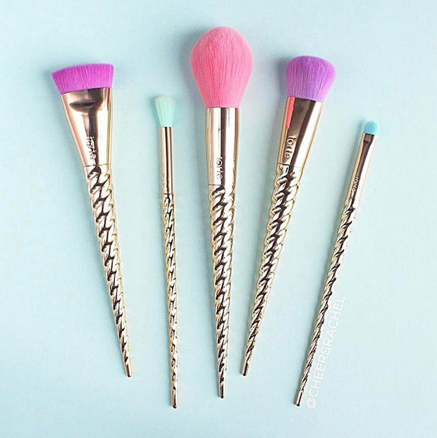 Pędzle jednorożce Tarte Cosmetics