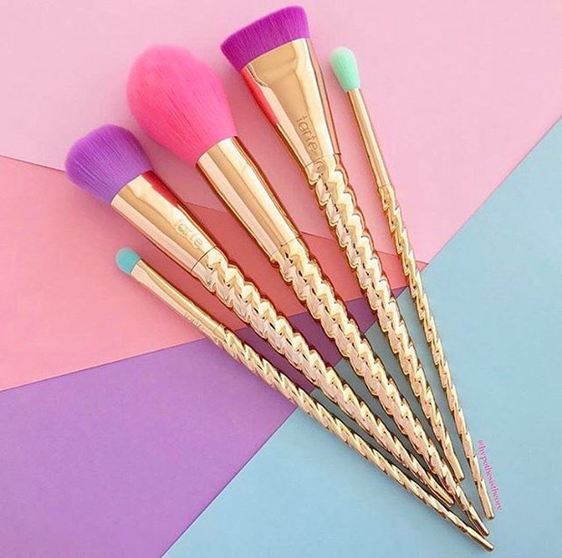Pędzle jednorożce Tarte Cosmetics