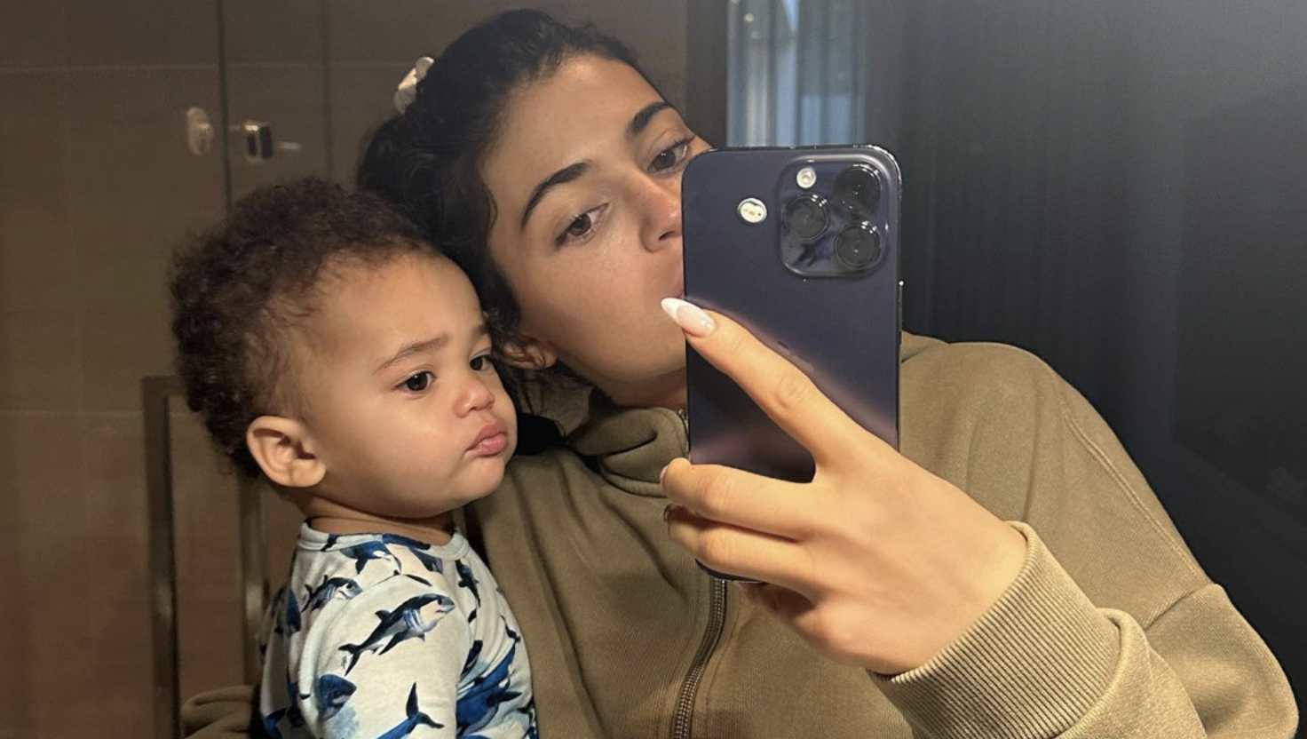 kylie-jenner-i-aire-webster4-33bf61f