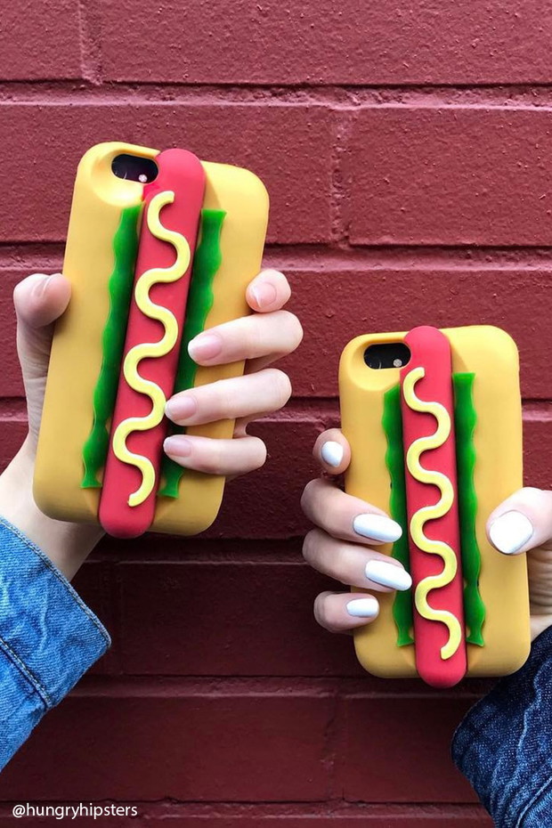 Etui na telefon dla fanek hot dogów. Forever 21, 40 zł.