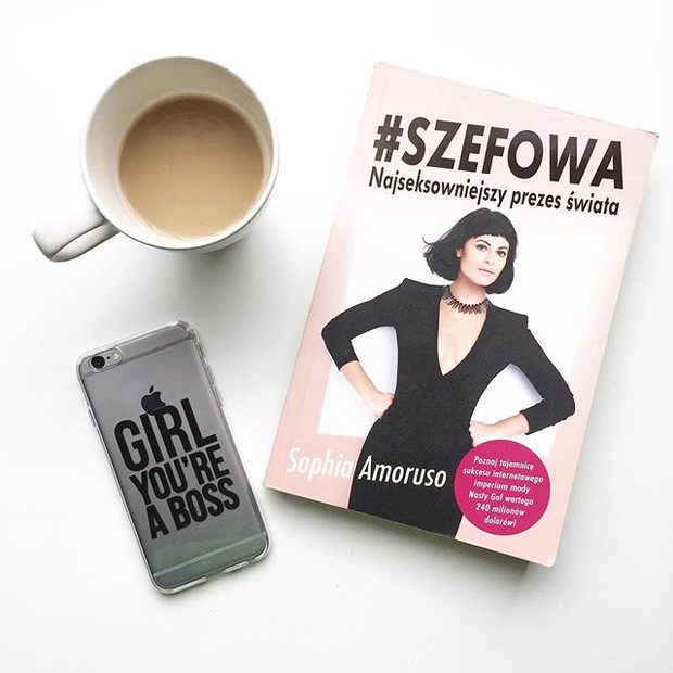 Etui na telefon dla fanek serialu Szefowa. Owly Cases, 69 zł.