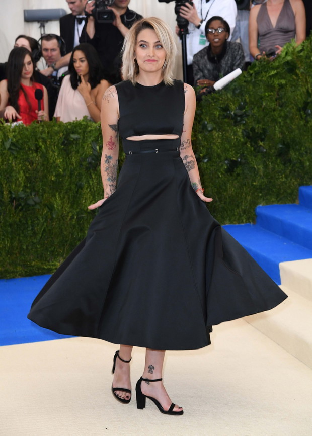 Paris Jackson w sukience Calvin Klein na Met Gala 2017