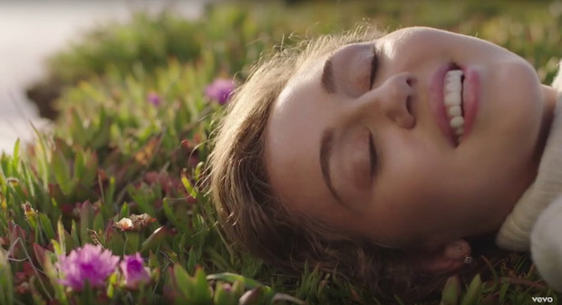 Piosenka „Malibu” zapowiada nową płytę Miley Cyrus