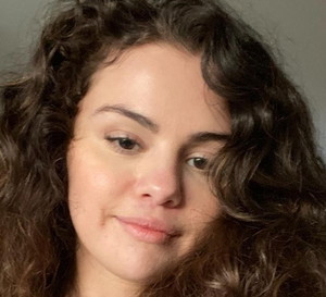 Selena Gomez przerywa milczenie. Chodzi o dramę z Hailey Bieber