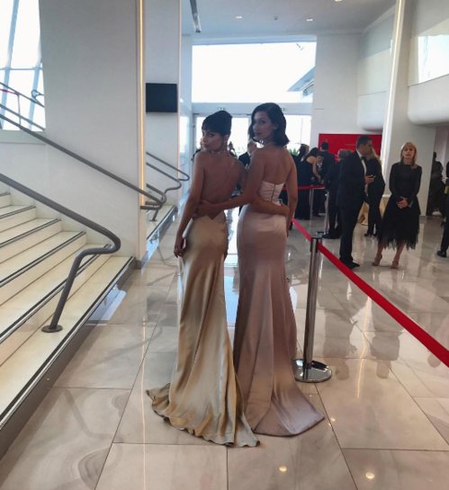 Emily Ratajkowski i Bella Hadid