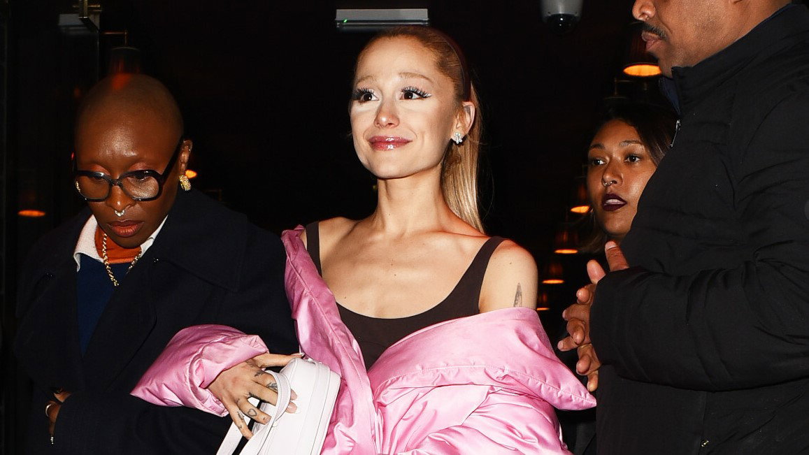 ariana-grande-przerywa-milczenie-odniosla-sie-do-komentarzy-na-temat-swojego-wygladu-b49015d