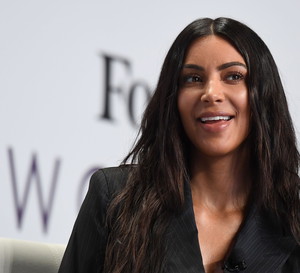 Kim Kardashian startuje z własną marką kosmetyczną KKW Beauty
