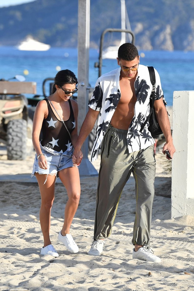 W projektach tej marki pojawiały się wcześniej także Kim Kardashian i Kylie Jenner.
