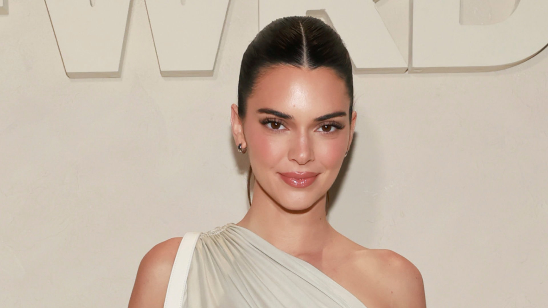 kendall-jenner-5b64ea6